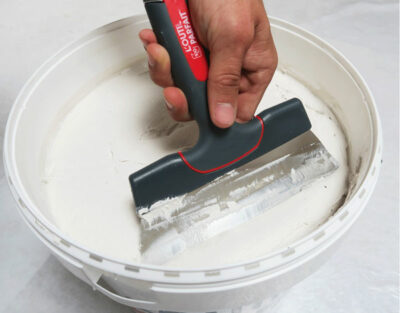 ZAOBLJENA LOPATICA ZA KIT INOX, 2K ERGONOMSKI ROČAJ, BOLDRINI