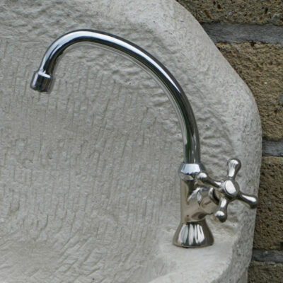 STOJEČA POKLROŽNA VRTNA PIPA, KROMIRANA