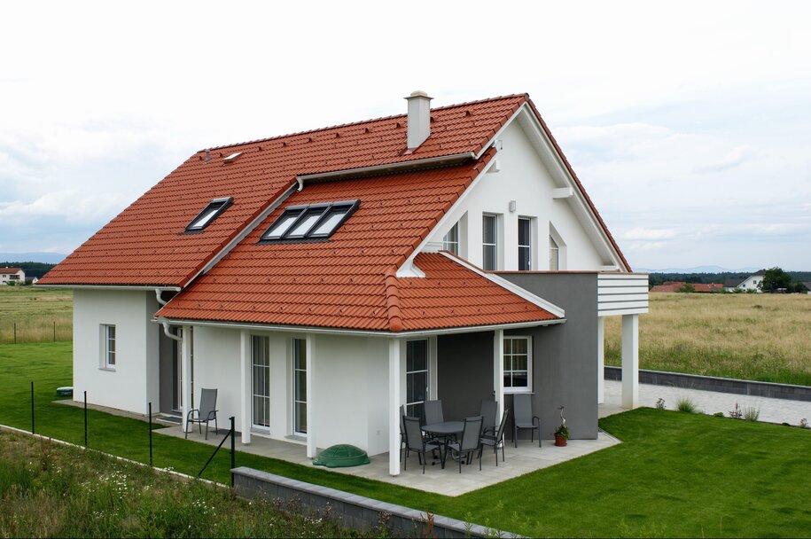 BETONSKI STREŠNIK BRAMAC KLASIK PLATINUM, OPEČNO RDEČ